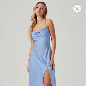 NWOT ASTR periwinkle Gaia midi dress